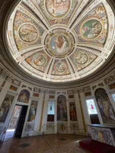 Palazzo Farnese cappella circolare