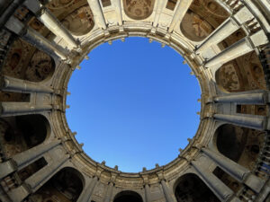 Palazzo Farnese - Cortile