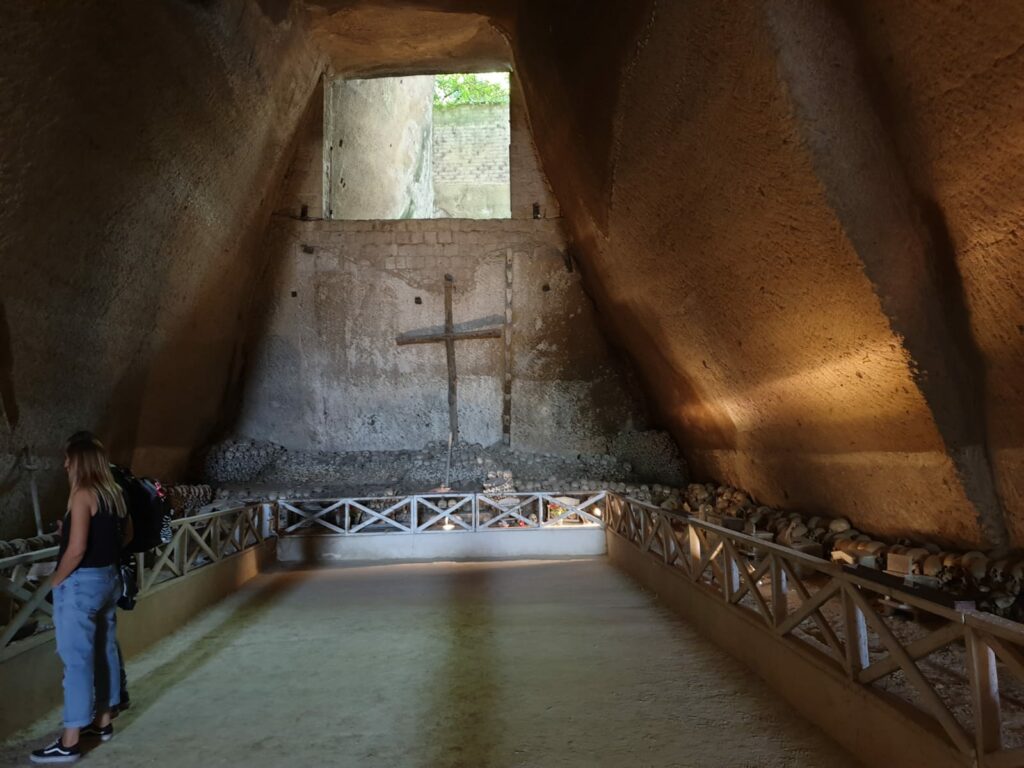 Cimitero delle Fontanelle
