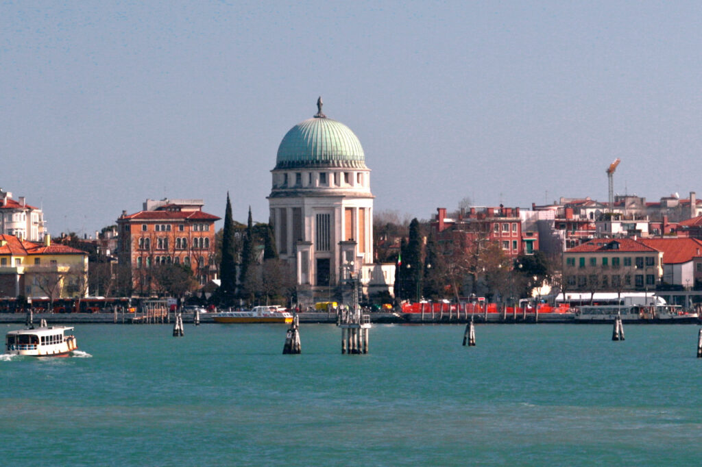 Il tempio votivo (famedio) a Venezia dove la salma di Nazario Sauro riposa dal 9 marzo 1947
