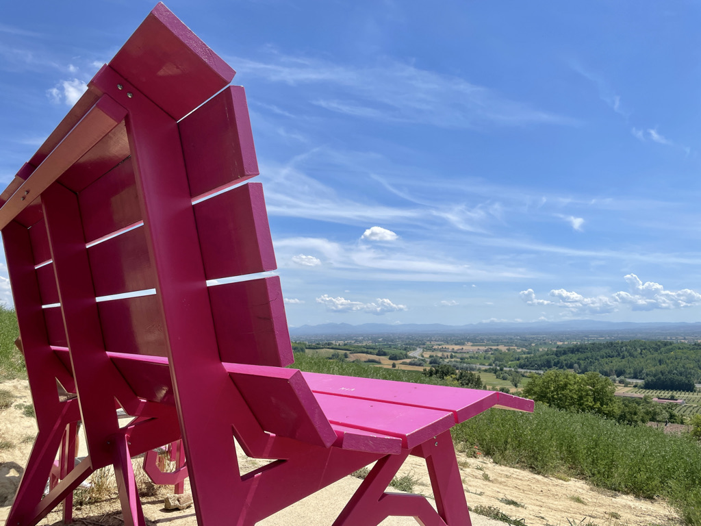 big bench 92  monferrato