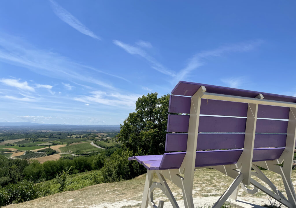 big bench 99 lu monferrato