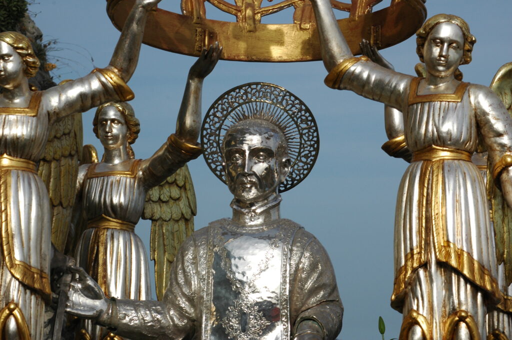 Busto reliquario di San Leo, patrono di Bova, 1635 (Fotografia di Santo Casella)