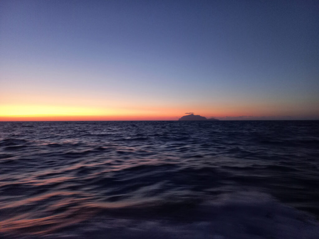 L'isola di Marettimo al tramonto