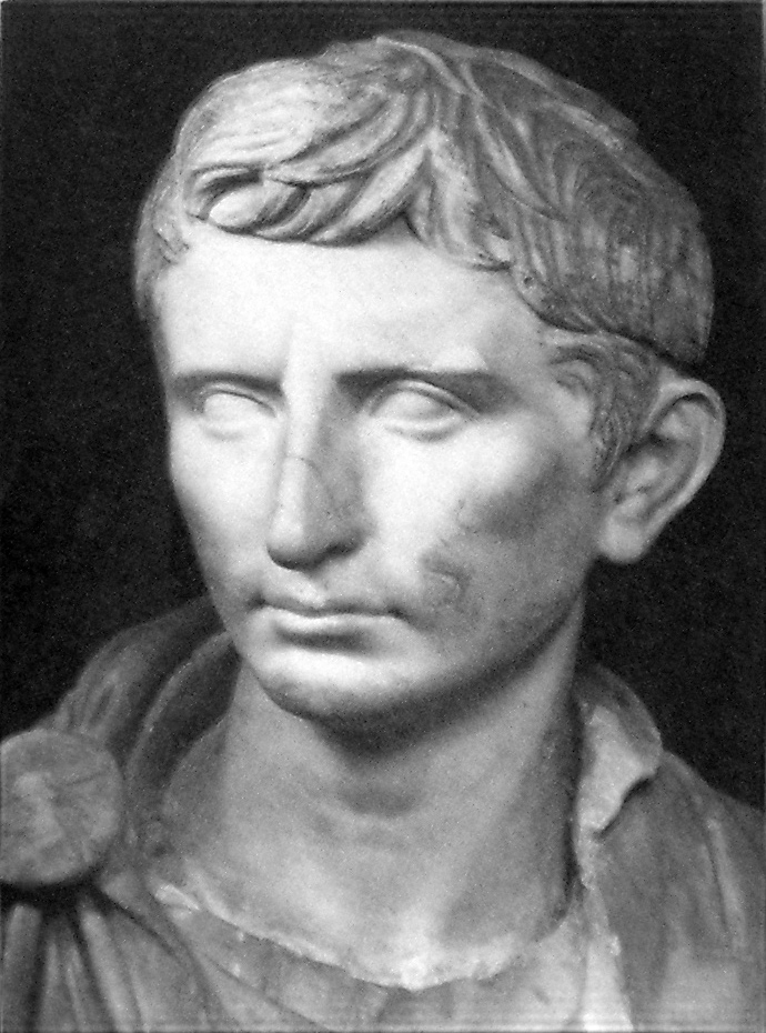 Ritratto di Ottaviano ai tempi della battaglia di Azio. Il busto, databile all'età augustea, è conservato nei Musei Capitolini a Roma